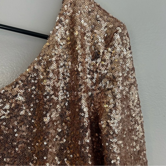 NWT Fashion Nova Fiona One Shoulder Beige Sequin Bodycon Dress Size Medium - Picture 4 of 10